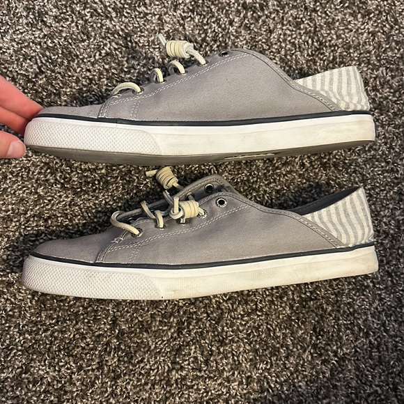 Sperry Top-Sider gray and white striped sneakers size 10 - Picture 8 of 9